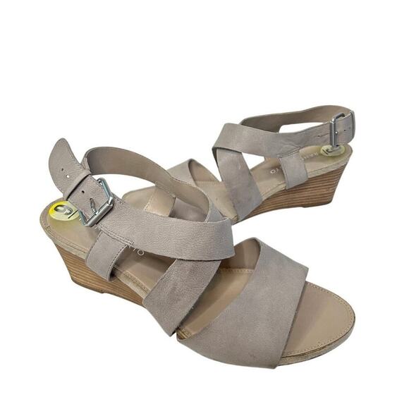 Franco Sarto Size 9 Gray Silver Leather Wedge Dania Strap Sandals Beach Vacation - Picture 1 of 14